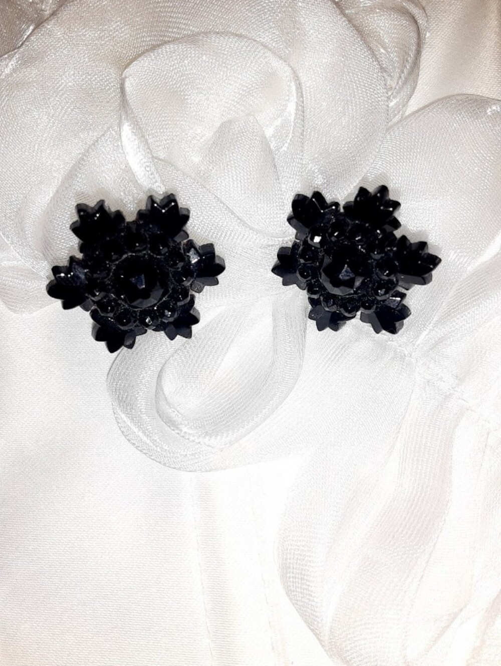 Czechoslovakia Black Snowflake Vintage Earrings